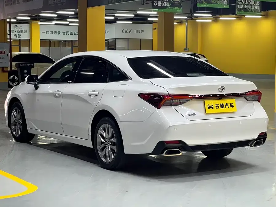 Toyota Avalon Asia Dragon 2019 2.0L Advanced Edition National VI 2022 — миниатюра 2