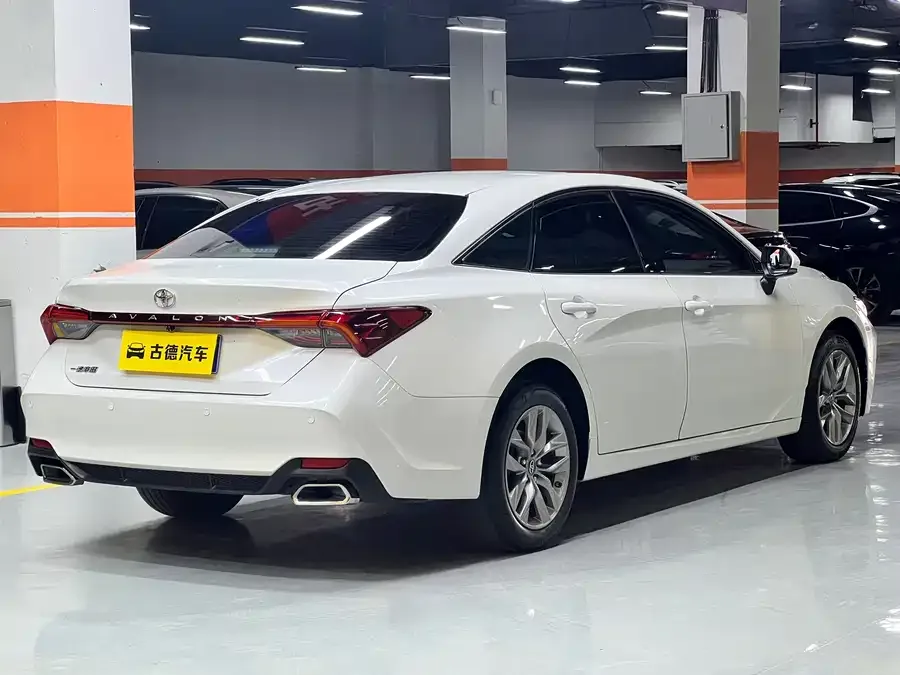 Toyota Avalon Asia Dragon 2019 2.0L Advanced Edition National VI 2022 — миниатюра 4