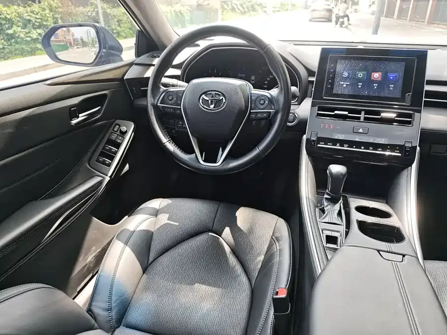 Toyota Avalon Avalon 2023 2.0L Premium Edition 2024 — миниатюра 5