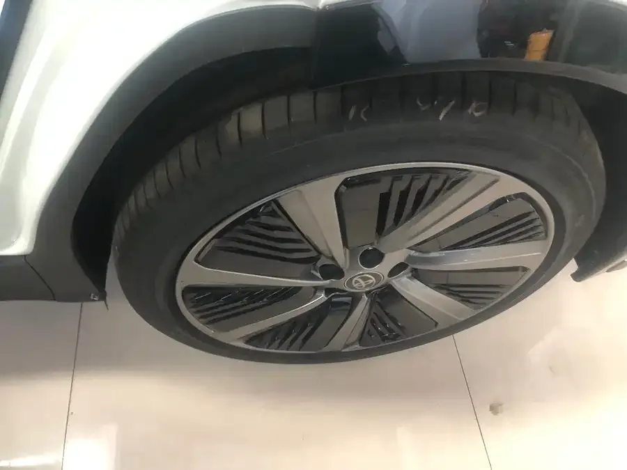 Toyota BZ 5 2025 550 PRO 2026 — миниатюра 5