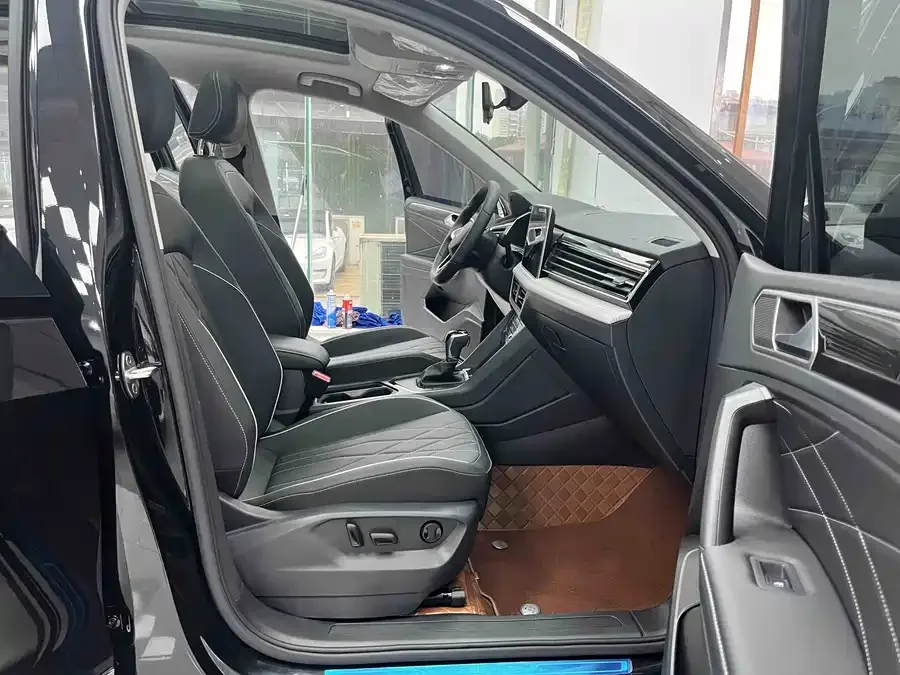 Volkswagen Tiguan L Tiguan L 2025 Outstanding Model 300TSI Automatic 2WD Longteng Edition 2025 — миниатюра 5
