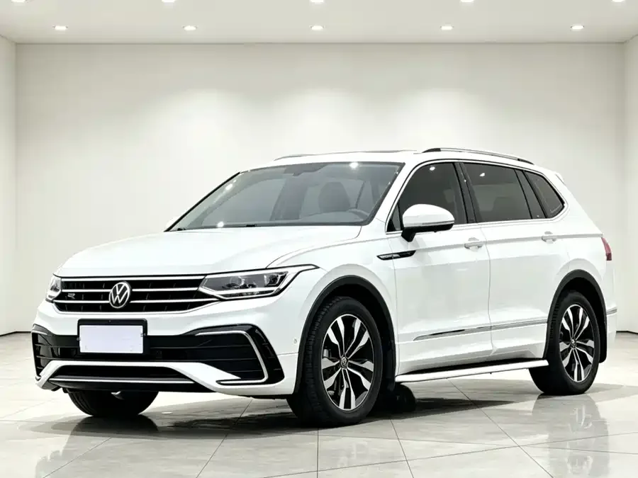 Volkswagen Tiguan L Tiguan L 2024 330TSI Automatic 2WD R-Line Enjoy Edition 2024 — миниатюра 3