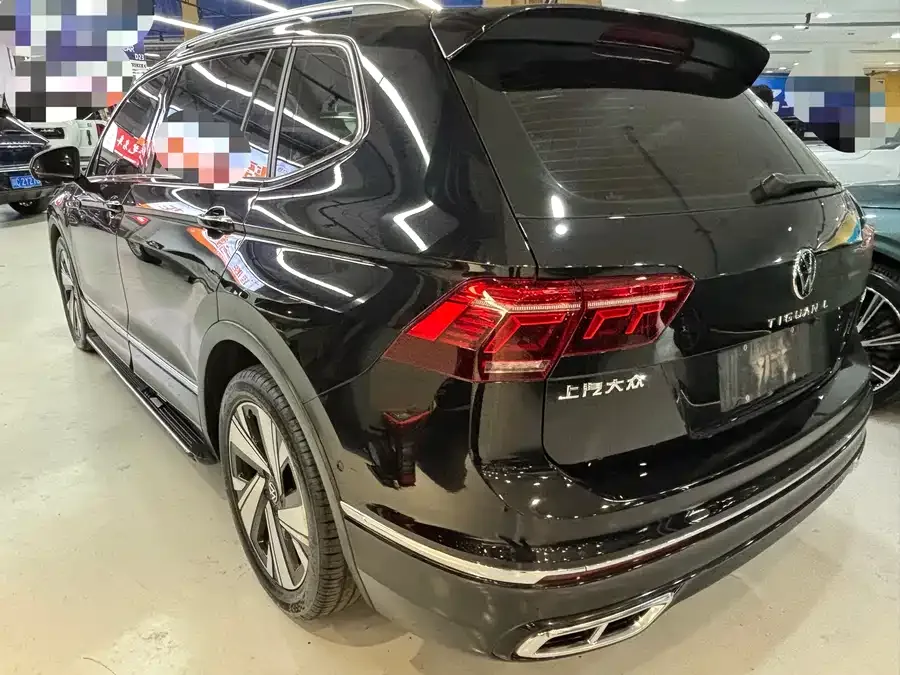 Volkswagen Tiguan L Tiguan L 2023 330TSI Automatic 2WD R-Line Enjoy Edition 2023 — миниатюра 2
