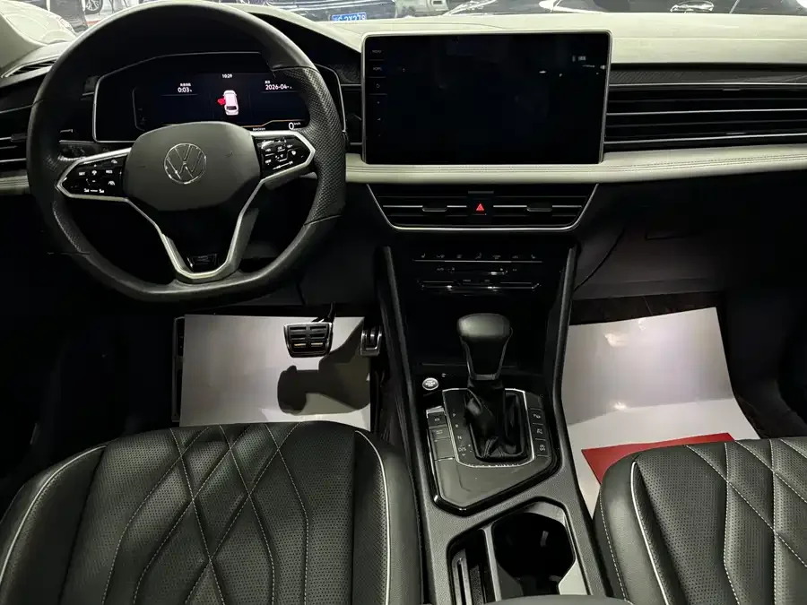 Volkswagen Tiguan L Tiguan L 2023 330TSI Automatic 2WD R-Line Enjoy Edition 2023 — миниатюра 5