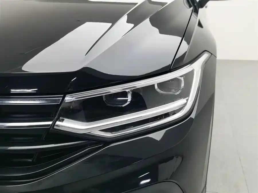 Volkswagen Tiguan L Tiguan L 2024 Outstanding Model 300TSI Automatic 2WD Longteng Edition 2025 — миниатюра 4
