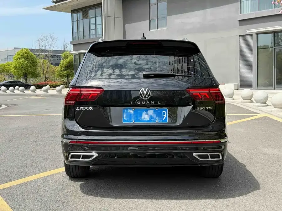 Volkswagen Tiguan L Tiguan L 2023 330TSI Automatic 2WD R-Line Enjoy Edition 2023 — миниатюра 5
