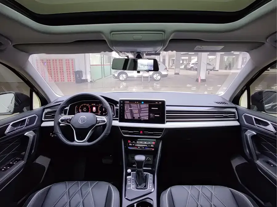 Volkswagen Tiguan L Tiguan L 2023 280TSI Automatic 2WD Trendy Limited Edition 2022 — миниатюра 4