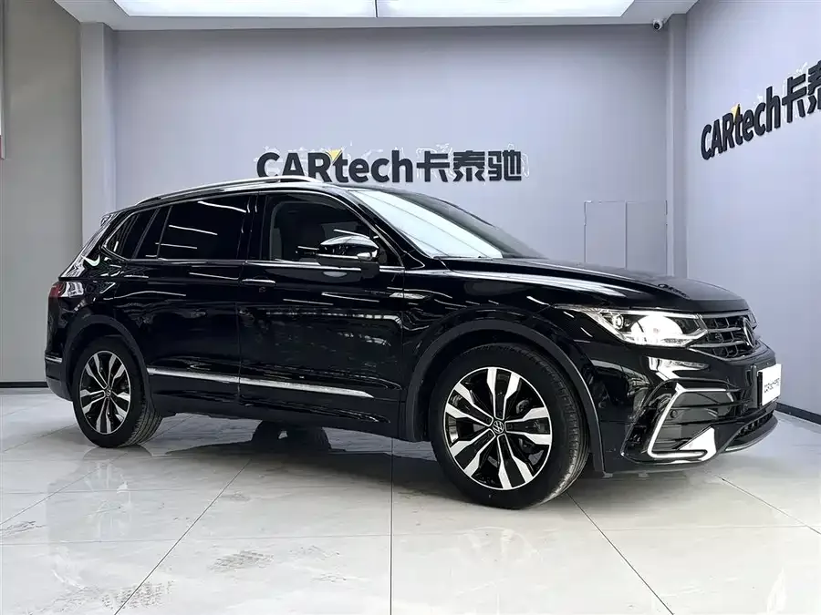 Volkswagen Tiguan L Tiguan L 2022 330TSI Automatic 2WD R-Line Enjoy Edition 2022 — миниатюра 3