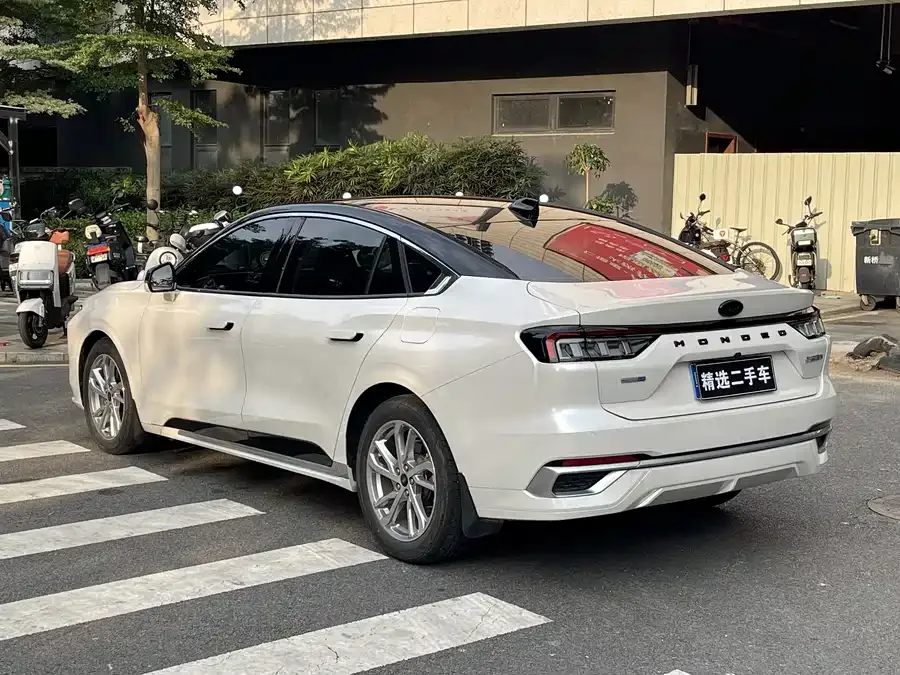 Ford Mondeo Mondeo 2022 facelift EcoBoost 245 luxury model 2022 — миниатюра 2