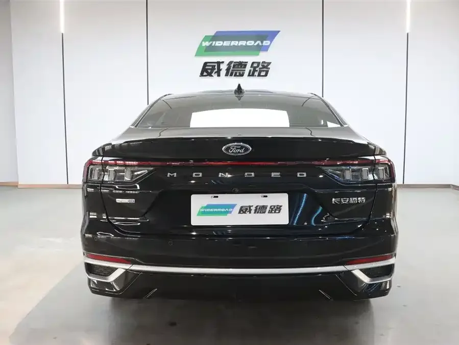 Ford Mondeo Mondeo 2022 facelift EcoBoost 245 luxury model 2023 — миниатюра 3