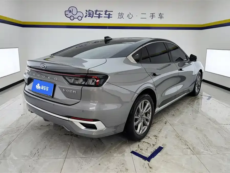 Ford Mondeo 2023 Mondeo EcoBoost 245 Luxury 2024 — миниатюра 3