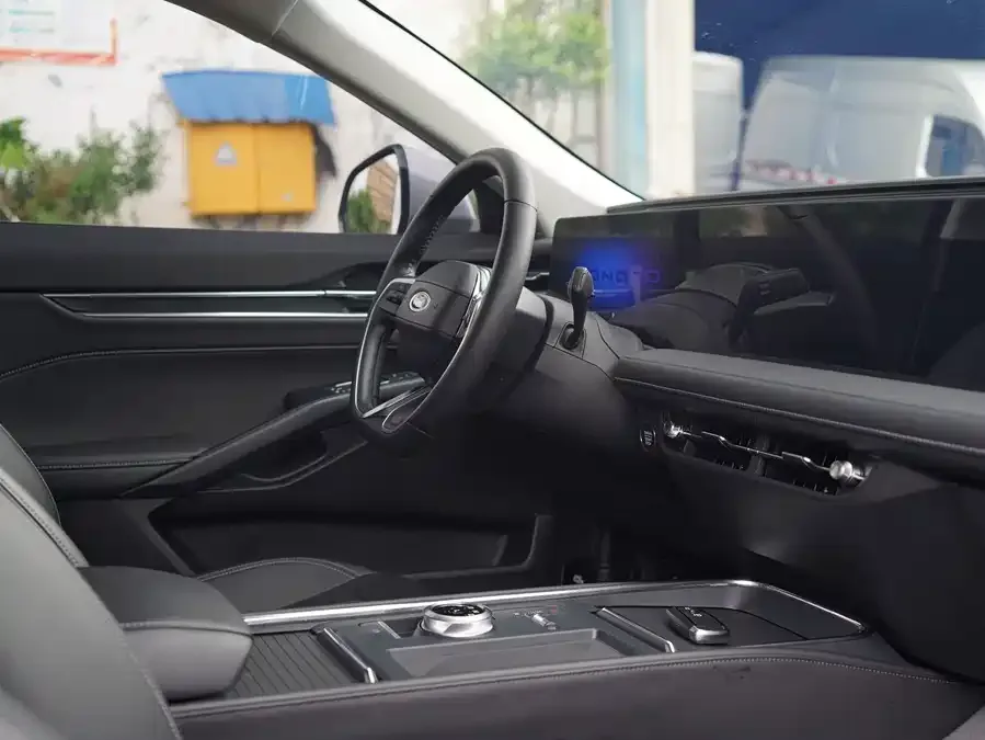 Ford Mondeo Mondeo 2025 1.5T EcoBoost Luxury Edition 2025 — миниатюра 5