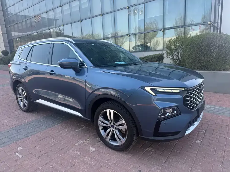 Ford Lingrui 2023 EcoBoost 170 Premium Edition 2023 — миниатюра 3