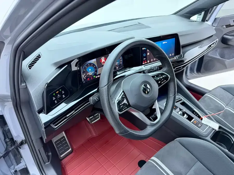 Volkswagen golf Golf 2023 280TSI DSG R-Line Lite 2023 — миниатюра 4