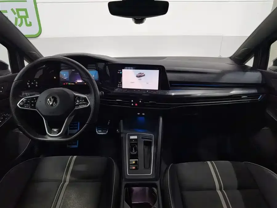 Volkswagen golf Golf 2021 280TSI DSG R-Line 2022 — миниатюра 2