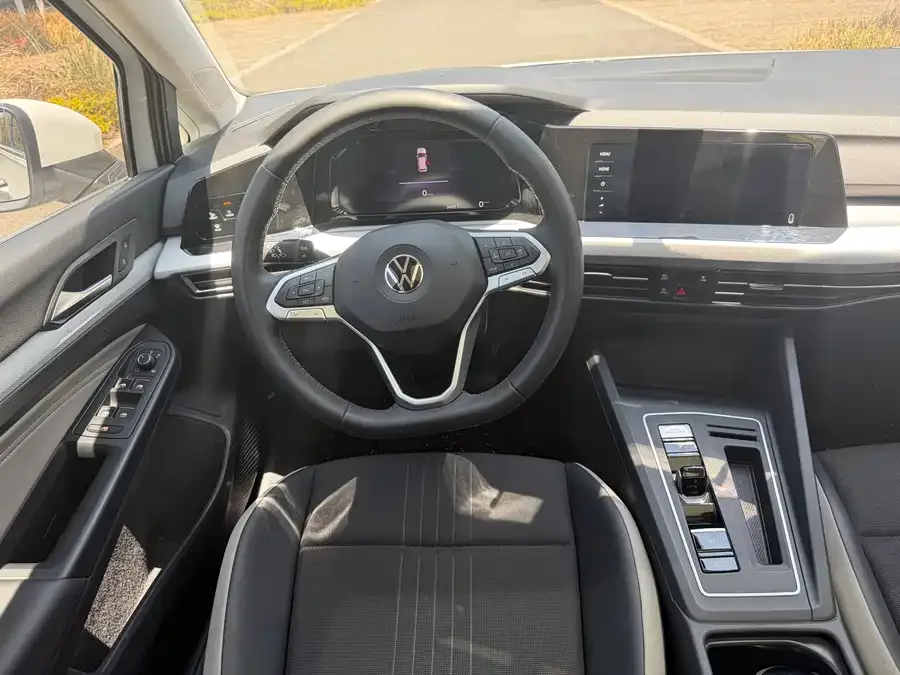 Volkswagen golf Golf 2023 280TSI DSG Pro 2024 — миниатюра 5