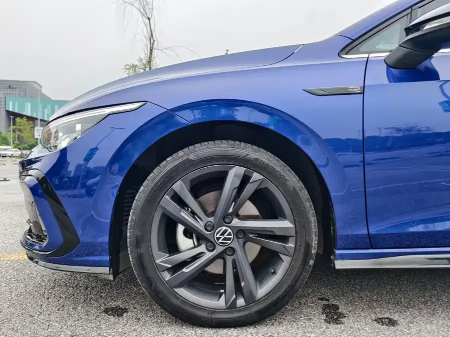 Volkswagen golf Golf 2023 facelift 280TSI DSG R-Line 2023 — миниатюра 4