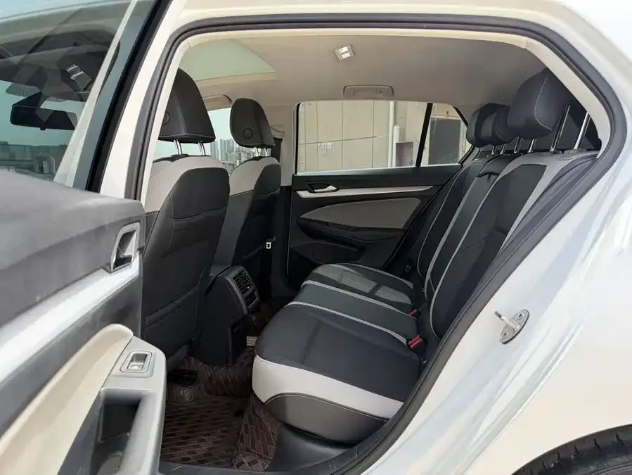 Volkswagen golf Golf 2021 280TSI DSG Pro 2022 — миниатюра 3