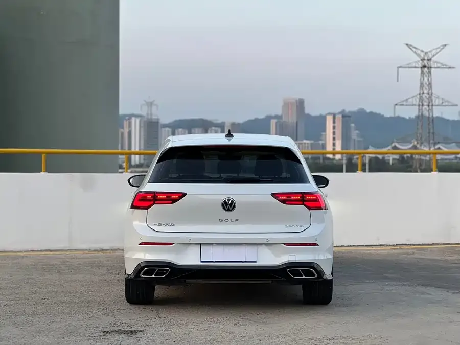 Volkswagen golf Golf 2023 facelift 280TSI DSG R-Line 2022 — миниатюра 2