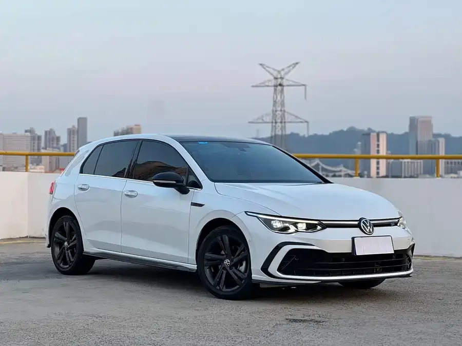 Volkswagen golf Golf 2023 facelift 280TSI DSG R-Line 2022 — миниатюра 3