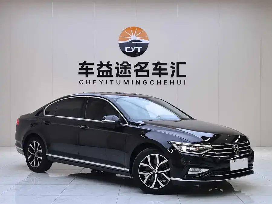 Volkswagen Magotan Magotan 2020 330TSI DSG Leading Edition 2022 — миниатюра 3