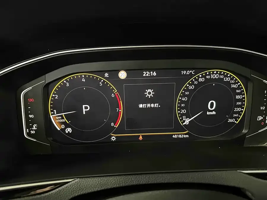 Volkswagen Magotan Magotan 2023 2 million commemorative edition 330TSI DSG luxury model 2023 — миниатюра 5
