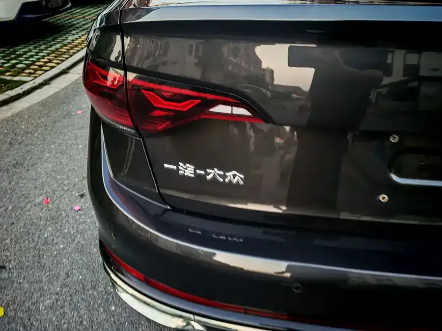 Volkswagen Sagitar 2023 Sagitar 280TSI DSG Beyond Lite Edition 2022 — миниатюра 4