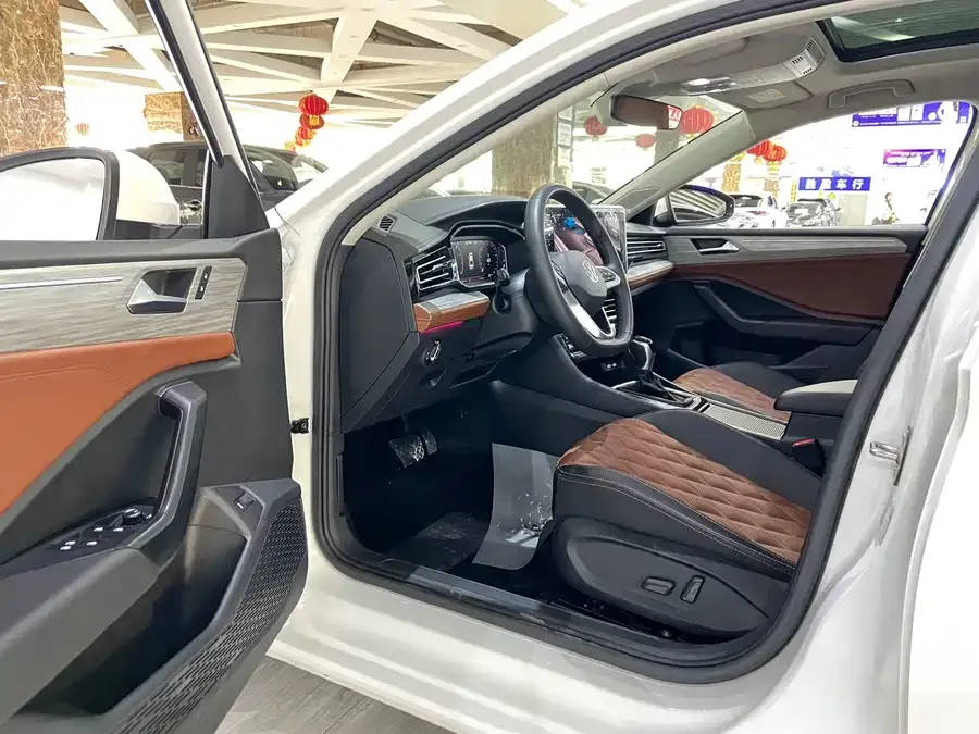 Volkswagen Sagitar 2023 Sagitar 280TSI DSG Beyond Plus Edition 2022 — миниатюра 4