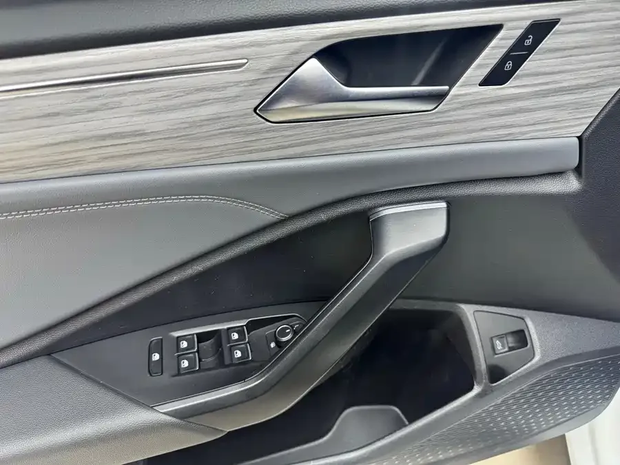 Volkswagen Sagitar 2023 Sagitar 280TSI DSG Beyond Lite Edition 2022 — миниатюра 5