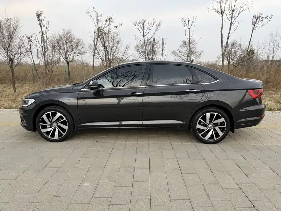 Volkswagen Sagitar 2021 Sagitar 280TSI DSG Excellence Edition 2022 — миниатюра 2
