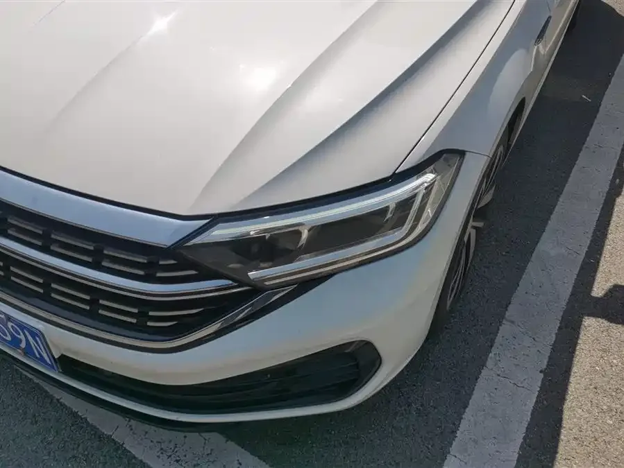 Volkswagen Sagitar 2023 Sagitar 300TSI DSG Beyond Edition 2023 — миниатюра 2