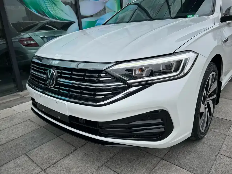 Volkswagen Sagitar 2023 Sagitar 300TSI DSG Beyond Edition 2023 — миниатюра 5