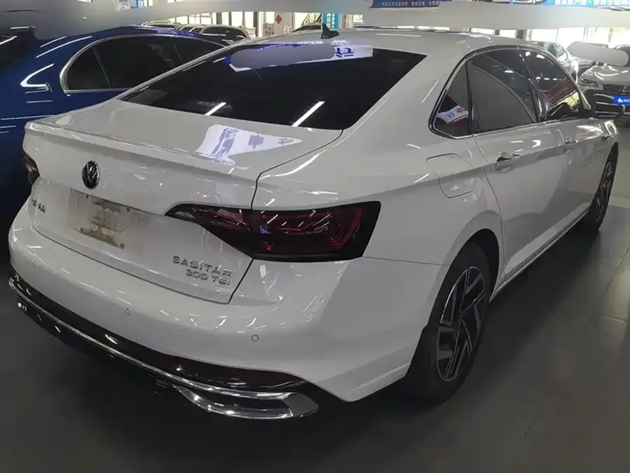 Volkswagen Sagitar 2023 Sagitar 300TSI DSG Beyond Edition 2024 — миниатюра 3