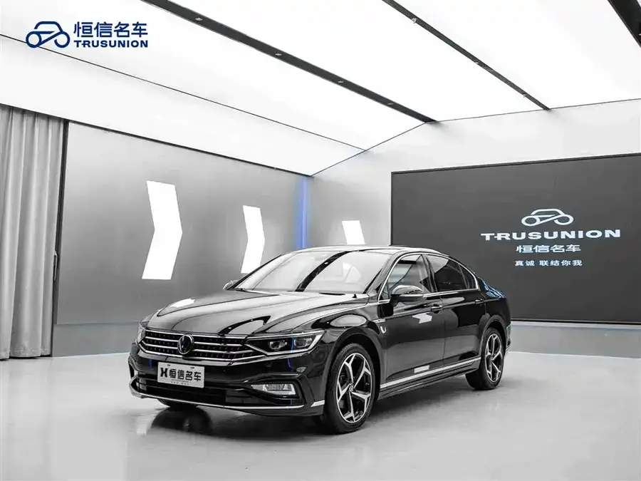 Volkswagen Magotan Magotan 2023 2 million commemorative edition 330TSI DSG luxury model 2024 — миниатюра 3