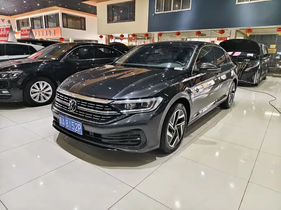 Volkswagen Sagitar 2023 Sagitar 300TSI DSG Beyond Edition 2023 — фото 1, купить с доставкой в Москву