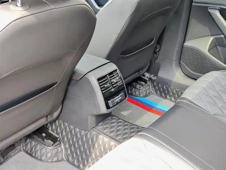 Volkswagen Sagitar 2023 Sagitar 280TSI DSG Beyond Plus Edition 2022 — миниатюра 3