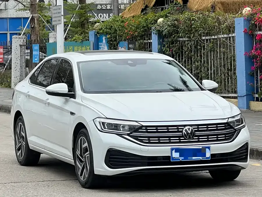 Volkswagen Sagitar 2023 Sagitar 300TSI DSG Beyond Edition 2023 — миниатюра 3