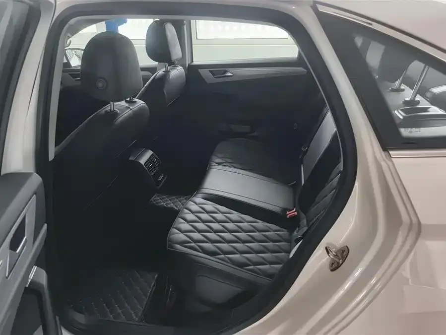 Volkswagen Sagitar 2024 Sagitar 300TSI DSG Beyond Edition 2024 — миниатюра 5
