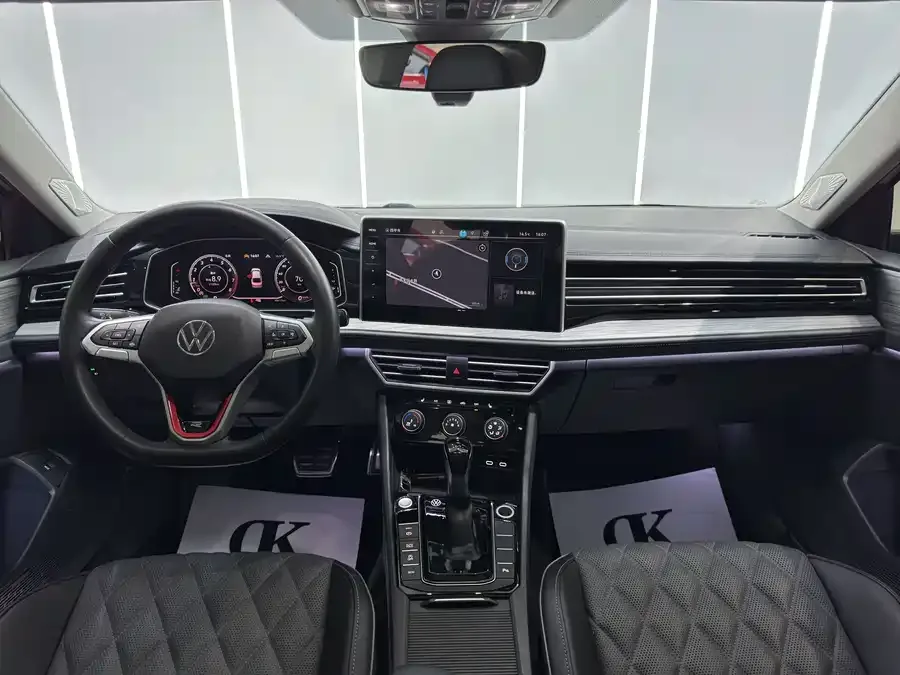Volkswagen Sagitar 2023 Sagitar 300TSI DSG Beyond Edition 2023 — миниатюра 2