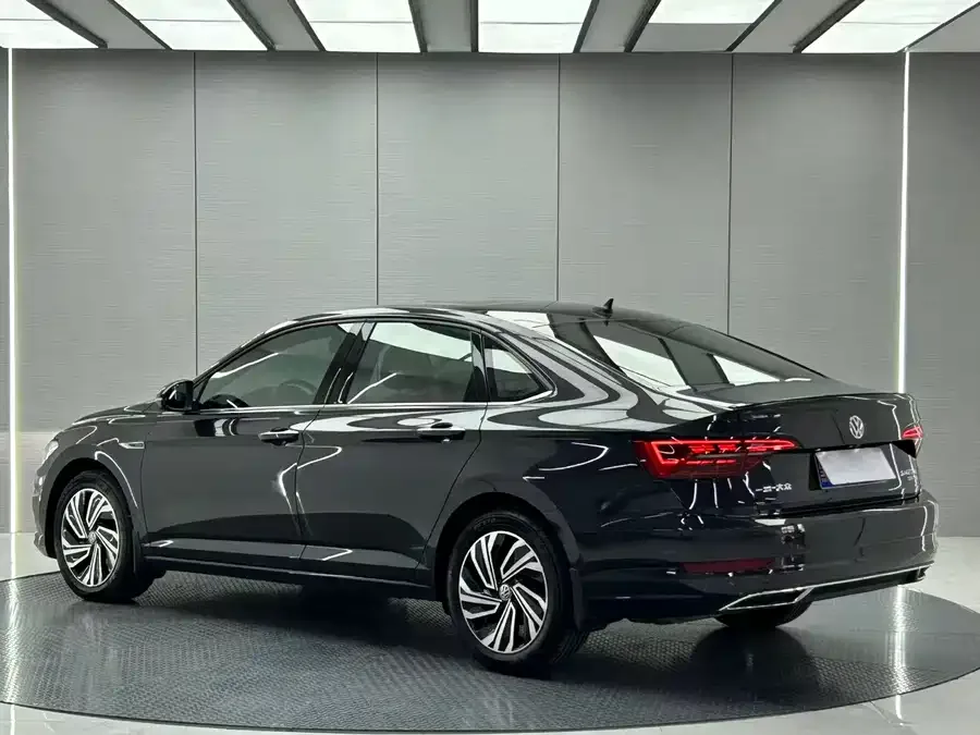 Volkswagen Sagitar 2022 Sagitar 280TSI DSG Excellence Edition 2022 — миниатюра 3