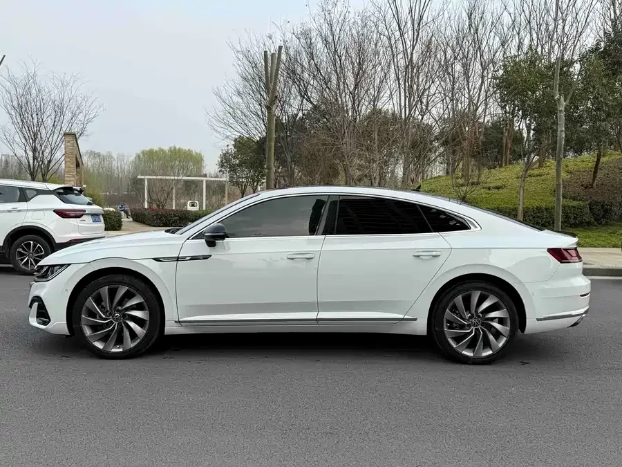 Volkswagen FAW- CC FAW-Volkswagen CC 2021 380TSI Brilliant Edition 2022 — миниатюра 3