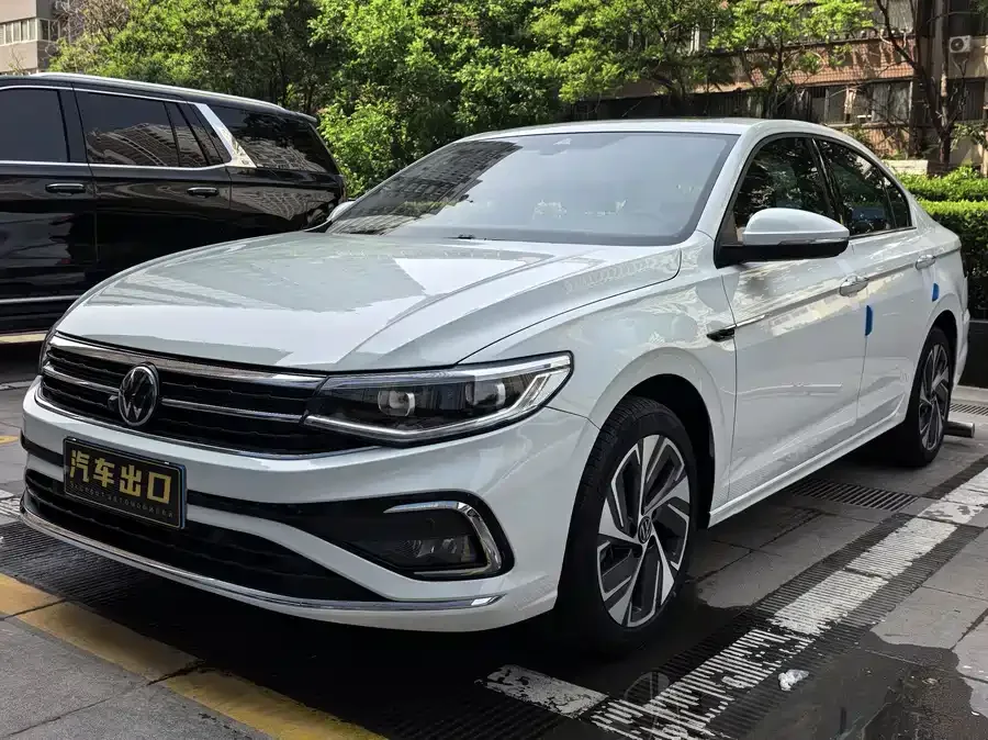 Volkswagen Bora Bora 2023 280TSI DSG Premium Edition 2023 — фото 1, купить с доставкой в Москву