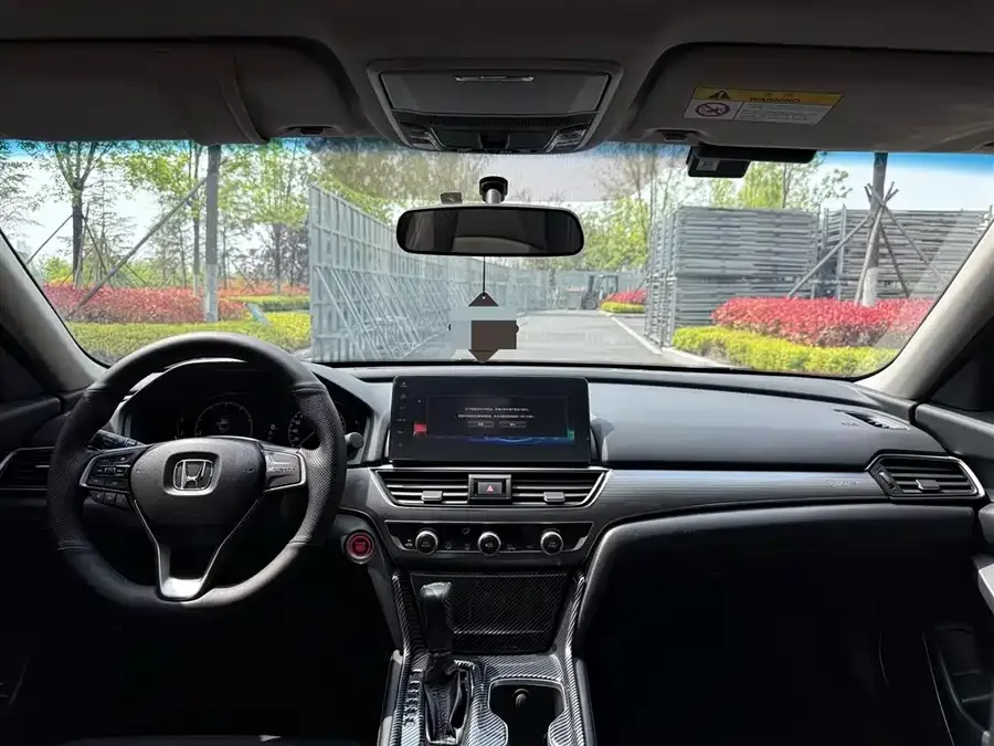 Honda Accord Accord 2022 260TURBO Deluxe Edition 2023 — миниатюра 4