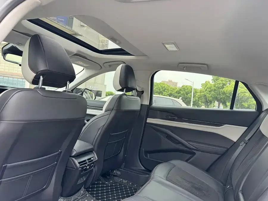 Ford Mondeo 2022 Mondeo EcoBoost 245 Fashion Edition 2022 — миниатюра 3