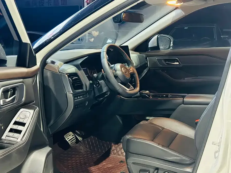 Nissan X-Trail X-Trail 2021 VC-Turbo 300 CVT 2WD Deluxe Edition 2023 — миниатюра 2
