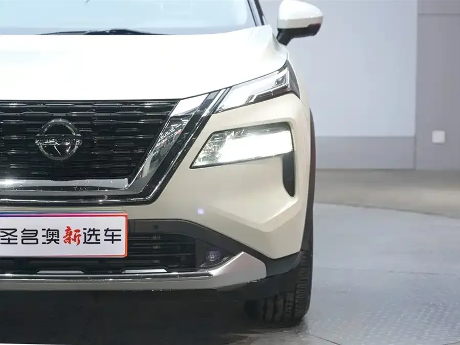 Nissan X-Trail X-Trail 2021 VC-Turbo 300 CVT 4WD Deluxe Edition 2022 — миниатюра 3