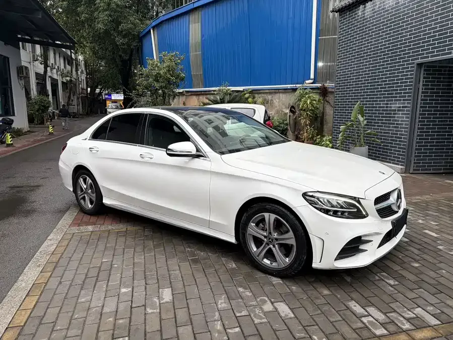 Mercedes-Benz Class C Mercedes-Benz C-Class 2021 C 260 L Sports Edition 2022 — миниатюра 3