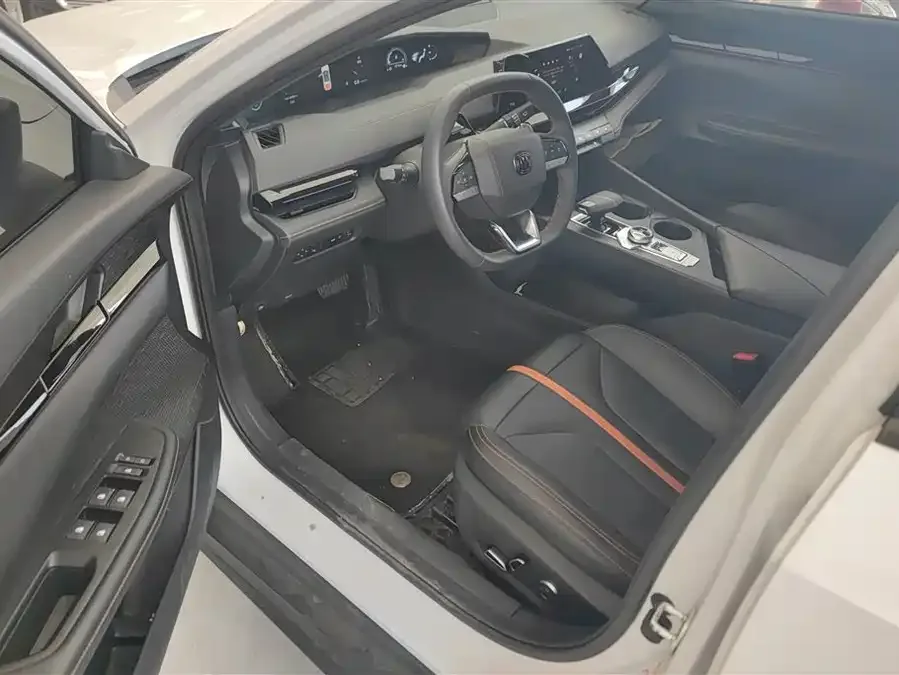 Changan UNI-V Changan UNI-V 2024 1.5T premium model 2024 — миниатюра 3
