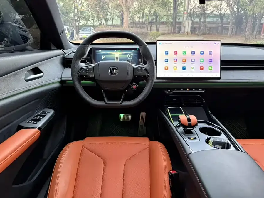 Changan UNI-V Changan UNI-V 2025 third-generation 2.0T JinQing model 2025 — миниатюра 2