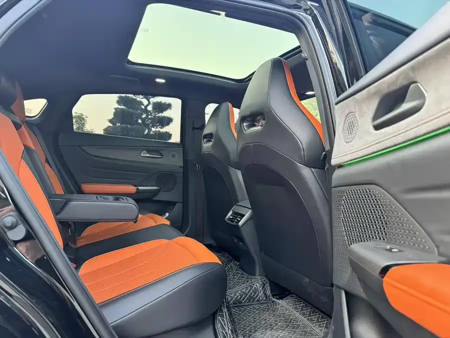 Changan UNI-V Changan UNI-V 2025 third-generation 2.0T JinQing model 2025 — миниатюра 5